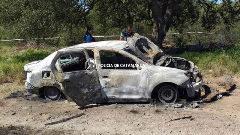 Encontraron restos oseos en un auto incendiado