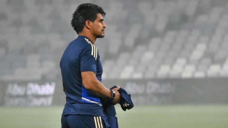 Ibarra: Rossi no juega más; "quiero jugadores comprometidos"