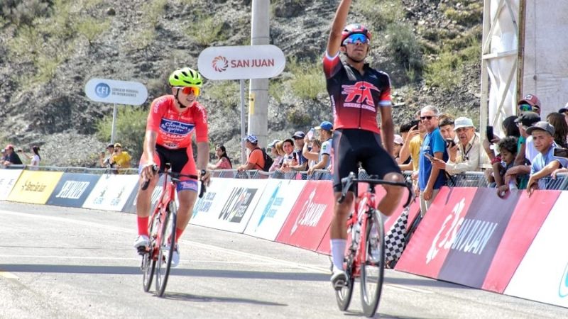 Valentín Castro se complicó en la 2da. etapa de la Vuelta de San Juan