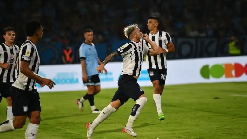 Talleres goleó 3-0 a Belgrano, por la Copa Clásicos de Córdoba