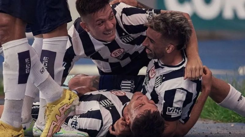 Talleres goleó 3-0 a Belgrano, por la Copa Clásicos de Córdoba