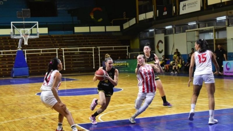 Gran victoria de Montmartre sobre Instituto