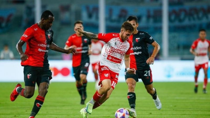 Instituto fue goleado 0-3 por Colón, en el Kempes