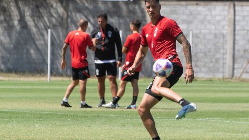 Boca vuelve a la carga por Merolla de Huracán