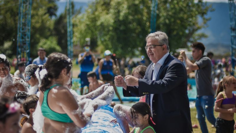 El Gobernador recorrió avances de obra en Ateneo