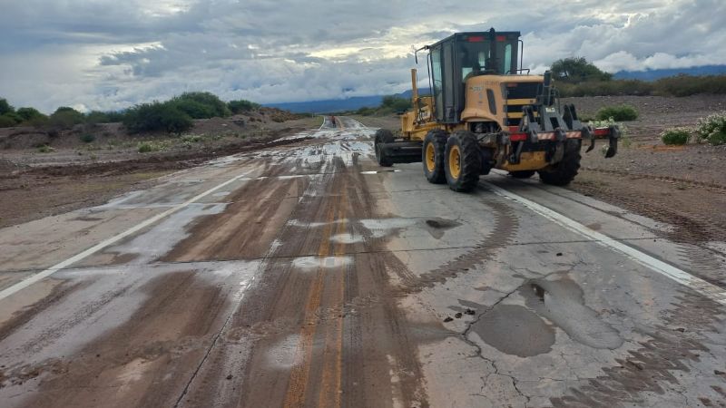 En Punta de Balasto, badenes con barro y piedra