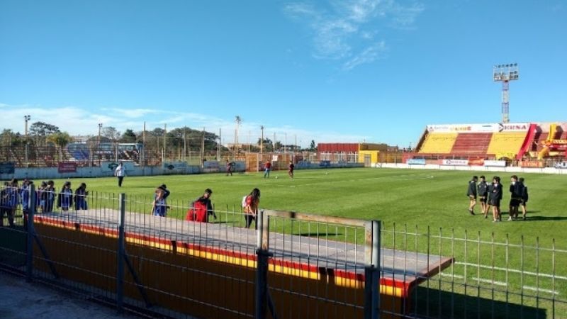 Si el “Santo” accede a pelear por un ascenso, será en Corrientes
