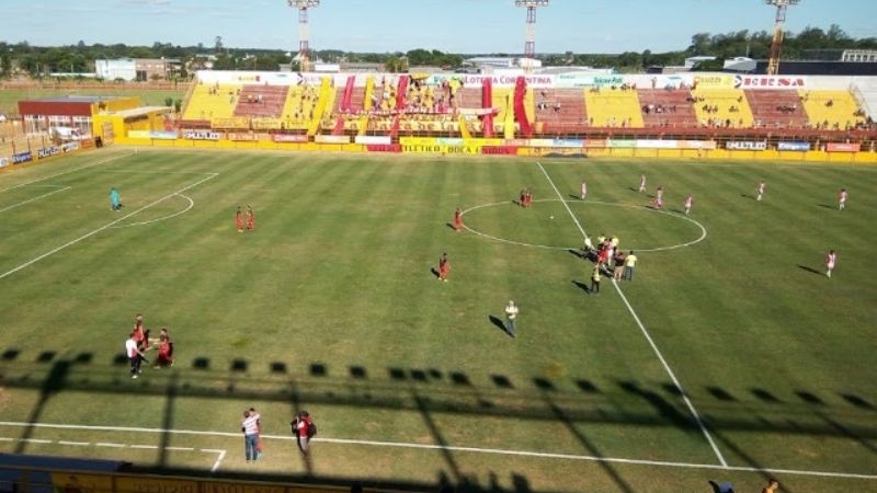 Si el “Santo” accede a pelear por un ascenso, será en Corrientes