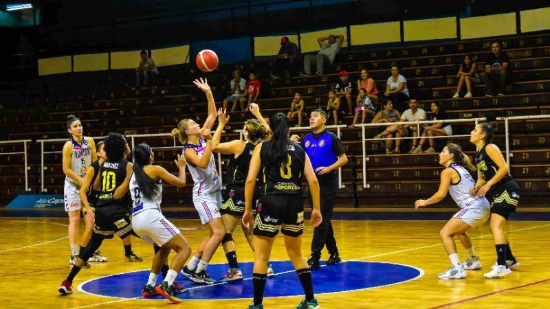 Quimsa venció a Montmartre se aseguró el primer puesto