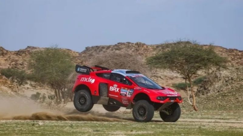 Terranova en Autos y Benavides en Motos, los mejores argentinos