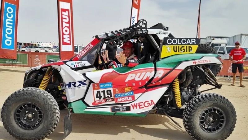 Loeb se lleva la primera alegría en el Dakar; abandonó Terranova