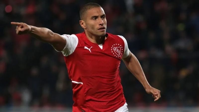 Leandro Benegas se fue de Independiente a Colo Colo