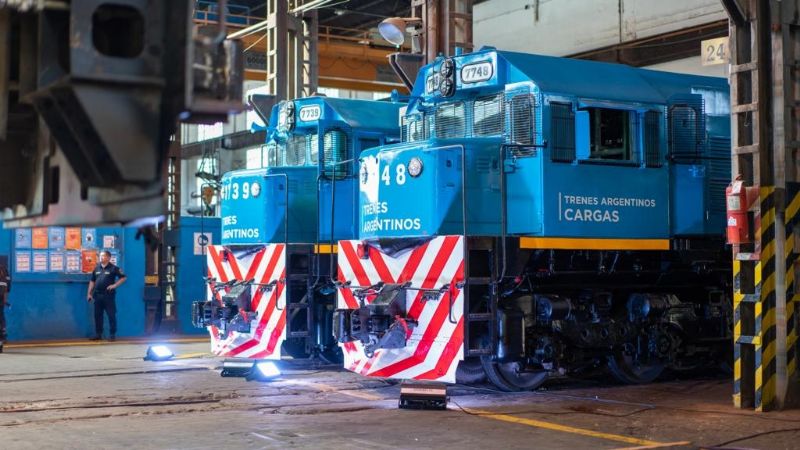 Más locomotoras recuperadas que vuelven a la vía