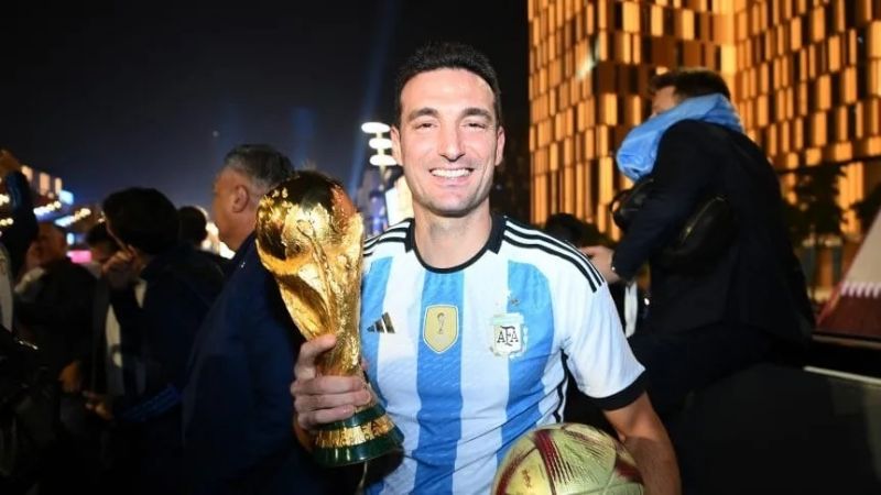 Scaloni, elegido el mejor DT del mundo por la IFFHS
