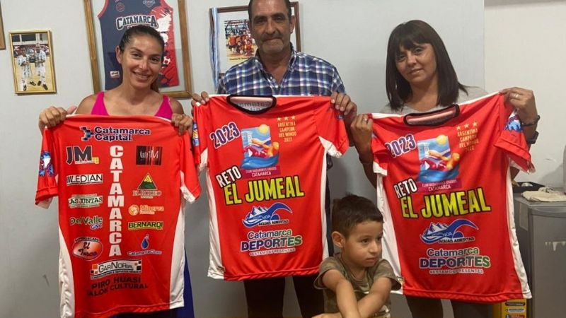 Indumentaria para “Reto El Jumeal”