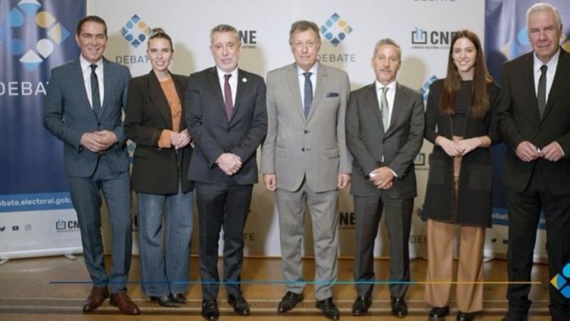 Primer Debate Presidencial público y televisado, en Santiago