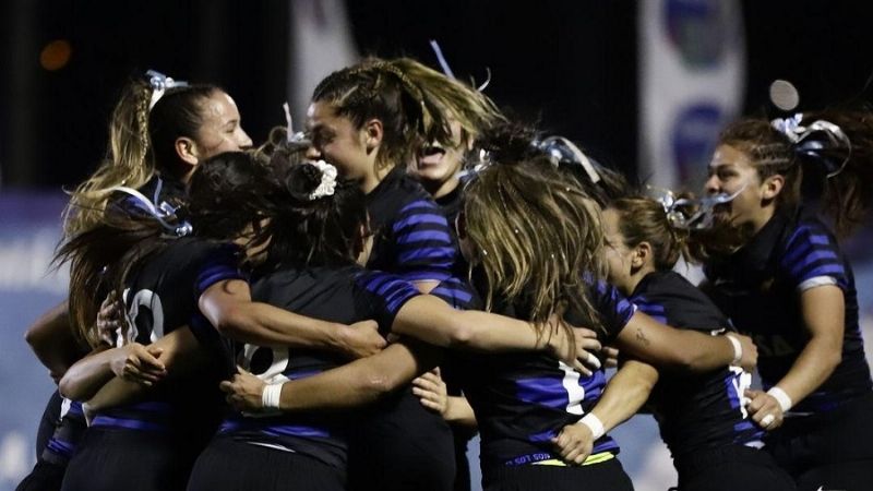 Las Yaguaretes campeonas, con dos catamarqueñas