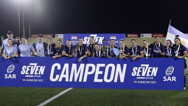 Las Yaguaretes campeonas, con dos catamarqueñas