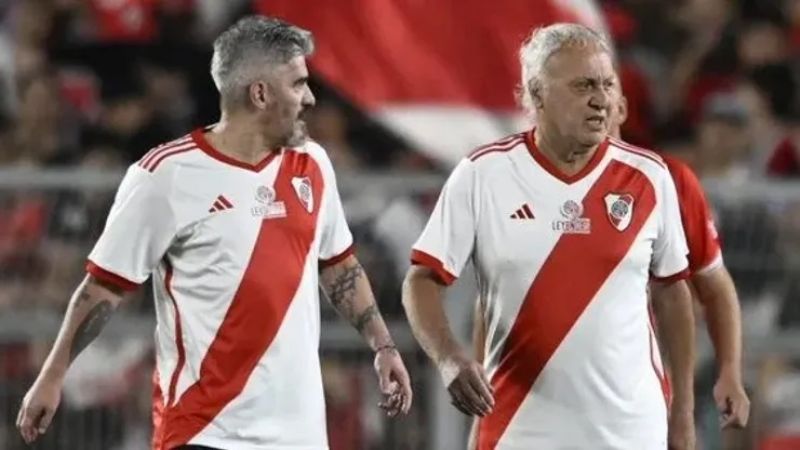 Festejo del Senior de River en el Monumental