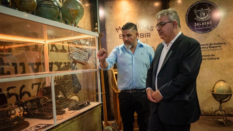 El Museo de Máquinas de Escribir, un rincón con historia en la Feria del Libro