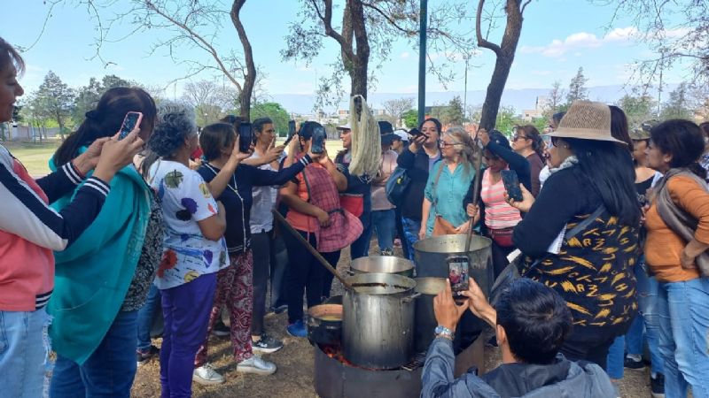 200 artesanos y emprendedores cursan la diplomatura en Tejido en Telar