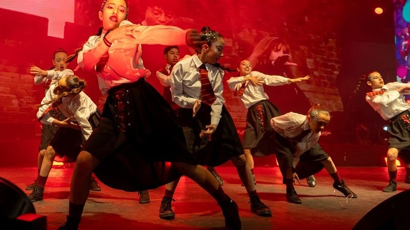 Las escuelas artísticas llenaron de alegría la quinta tarde del Ponchito