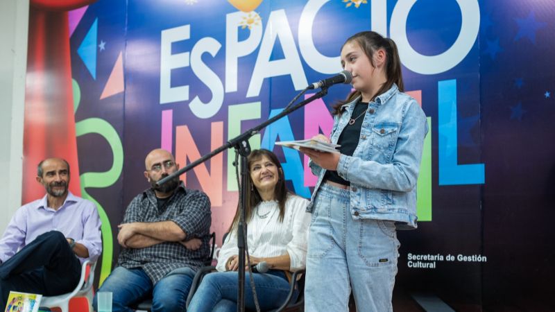 Celia Sarquís presentó “Cuentos para Celina” en la Feria del Libro