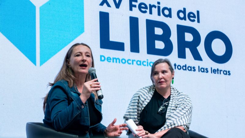 Presentaron la colección “Nueva Historia de las mujeres en Argentina”