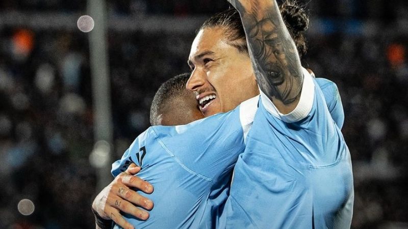 Triunfazo de Uruguay 2-0 a Brasil; Ecuador-Colombia, empate