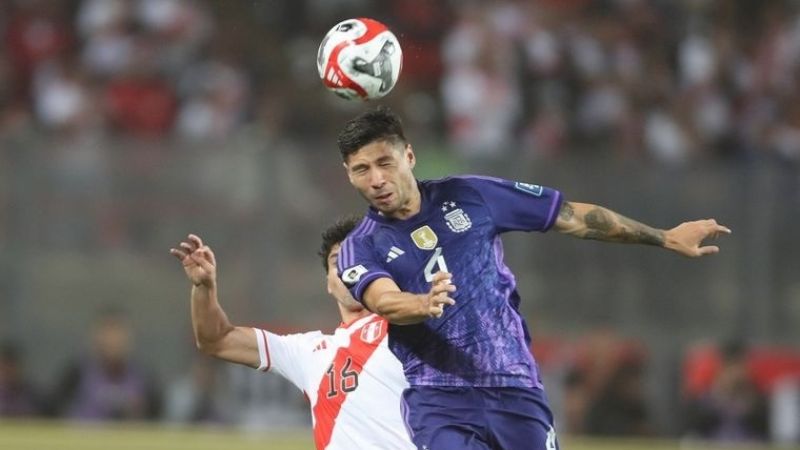 Con doblete de Messi, Argentina "liquidó" a Perú 2-0