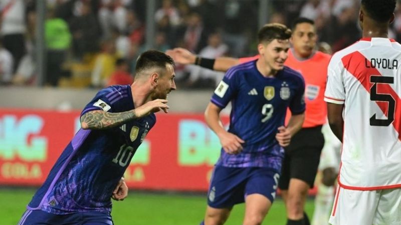 Con doblete de Messi, Argentina "liquidó" a Perú 2-0
