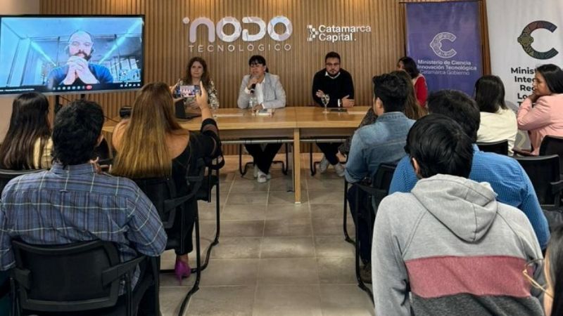 Se realizó la jornada de capacitación Servicios al Mundo