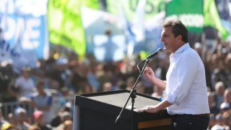 La promesa futbolera de Massa: "Van a volver los visitantes"