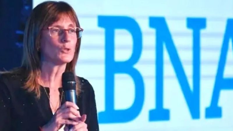 Despidieron a la gerenta del Banco Nación que contrató a la numeróloga Pitty