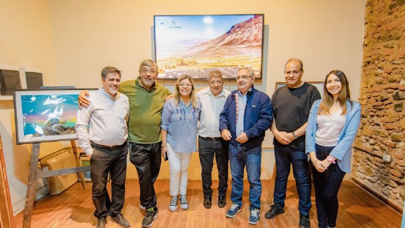 “Fotos inéditas del interior de Catamarca” de “Quito” Contreras