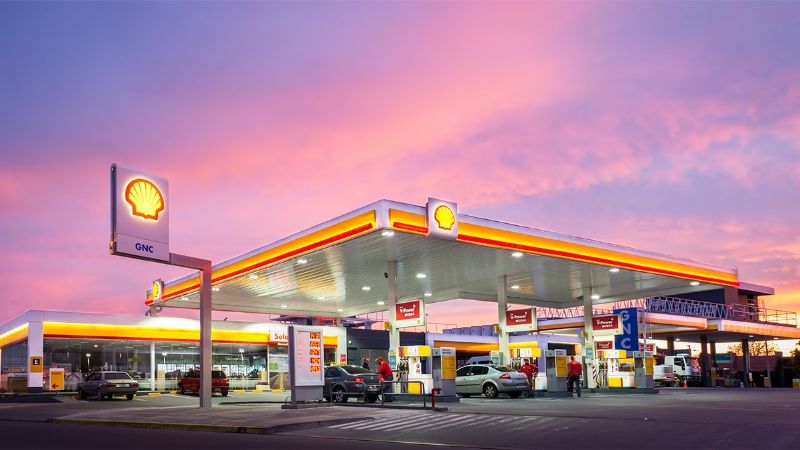 Shell, Axion y Refinor aumentaron el precio de sus combustibles