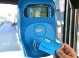 Personas con discapacidad podrán viajar gratis en colectivo usando su tarjeta SUBE