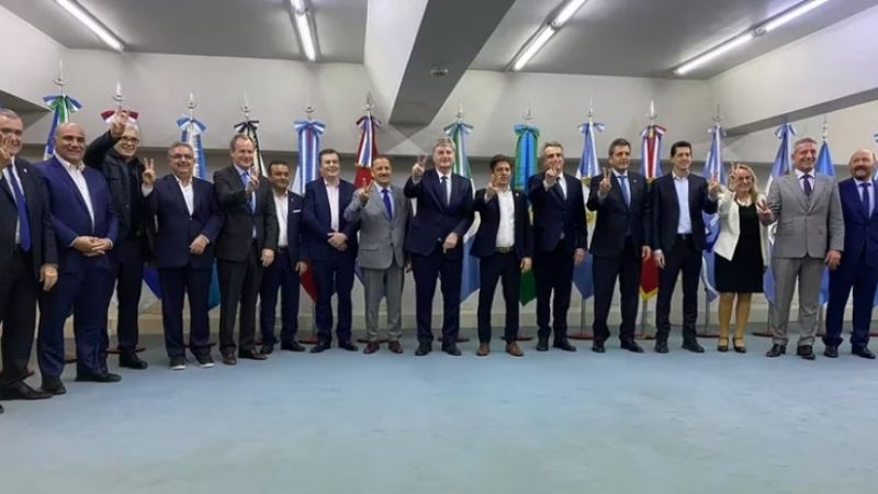 Massa se reunirá con gobernadores peronistas para delinear la estrategia