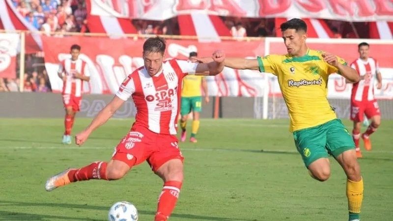 Con la vuelta triunfal de Vecchio, Racing derrotó a Boca