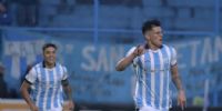 EL PARAGUAYO ESTIGARRIBIA le dio el triunfo a Atlético Tucumán sobre Tallleres.