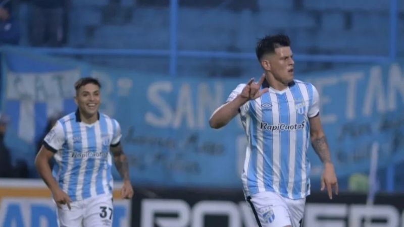 Belgrano empató e igual manda; Atlético le ganó a la “T”
