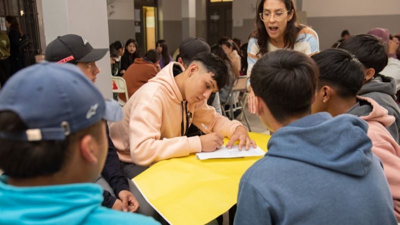 Alumnos y alumnas de secundario vivieron una jornada de reflexión y debate