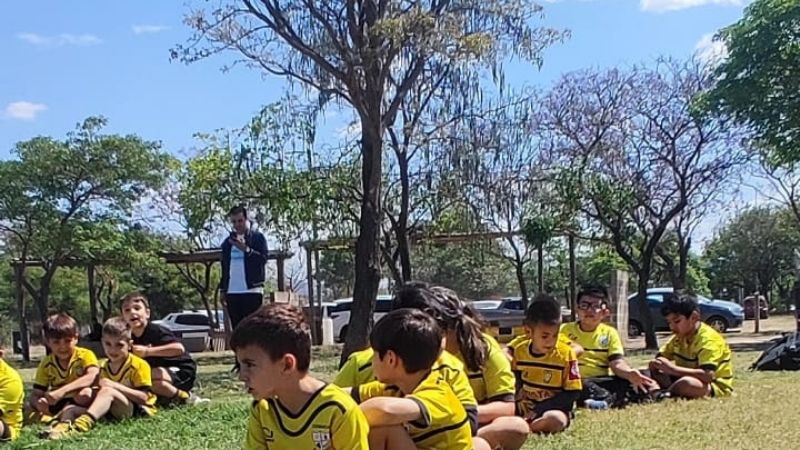 Piba/es de Catamarca RC cuidarán un centenar de árboles