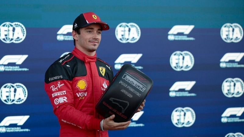 Leclerc larga adelante en el GP de México