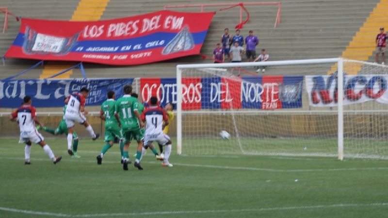San Lorenzo venció a Ferro 1 a 0, y nada más