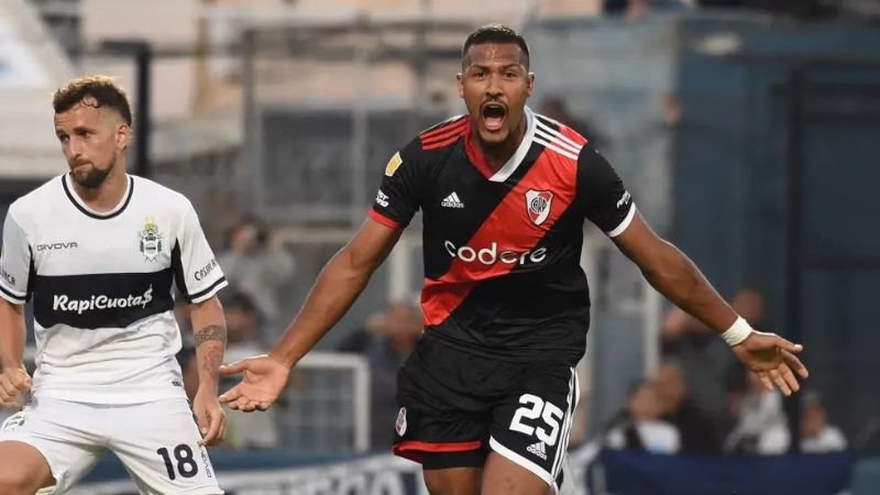 River se lo dio vuelta a Gimnasia y quedó con un triunfazo