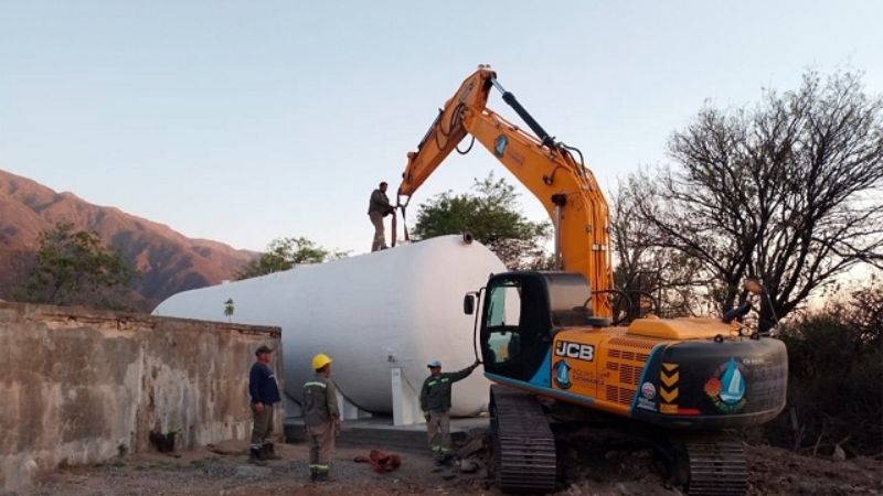 Nueva cisterna de agua en El Portezuelo