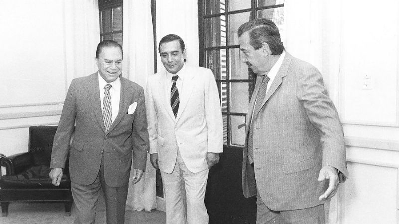 Alfonsín y Saadi, figuras de la democracia