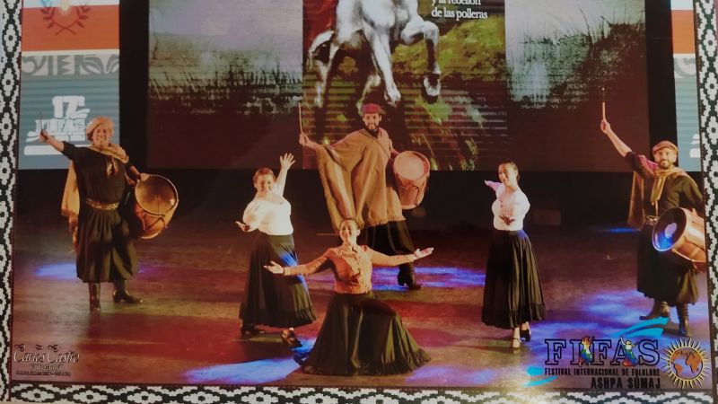 El Ballet de Ciencias Económicas en festival internacional