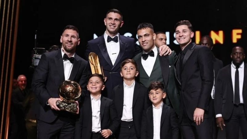 Messi con el 8vo. Balón de Oro; el “Dibu”, mejor arquero